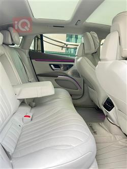 مرسيدس بنز EQS